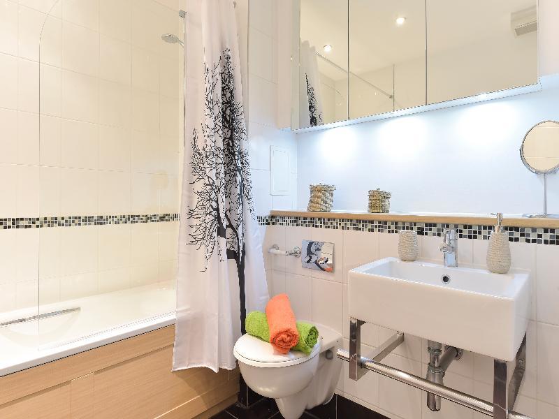 Storm Apartments Лондон Экстерьер фото